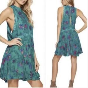 Intimately Free People Womens She Moves Chemise Dress Med Green Lace sz. S